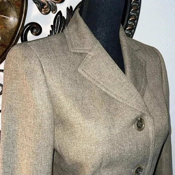 Le Suit Women’s Tan Tweed Blazer Jacket Size 6P - Picture 3 of 16